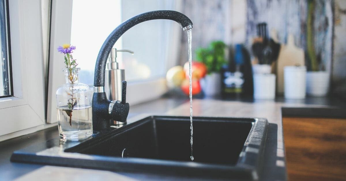 bere acqua del rubinetto