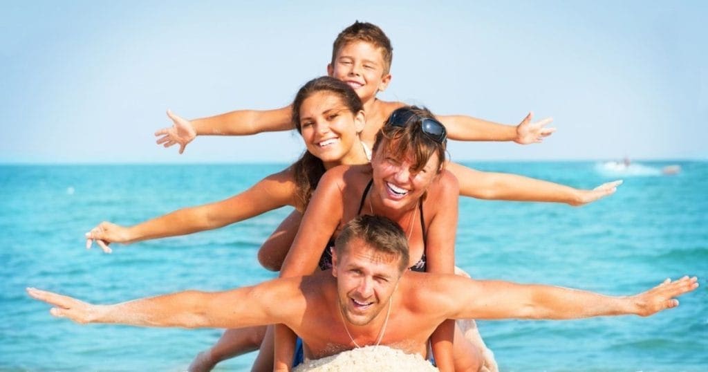 famiglia al mare