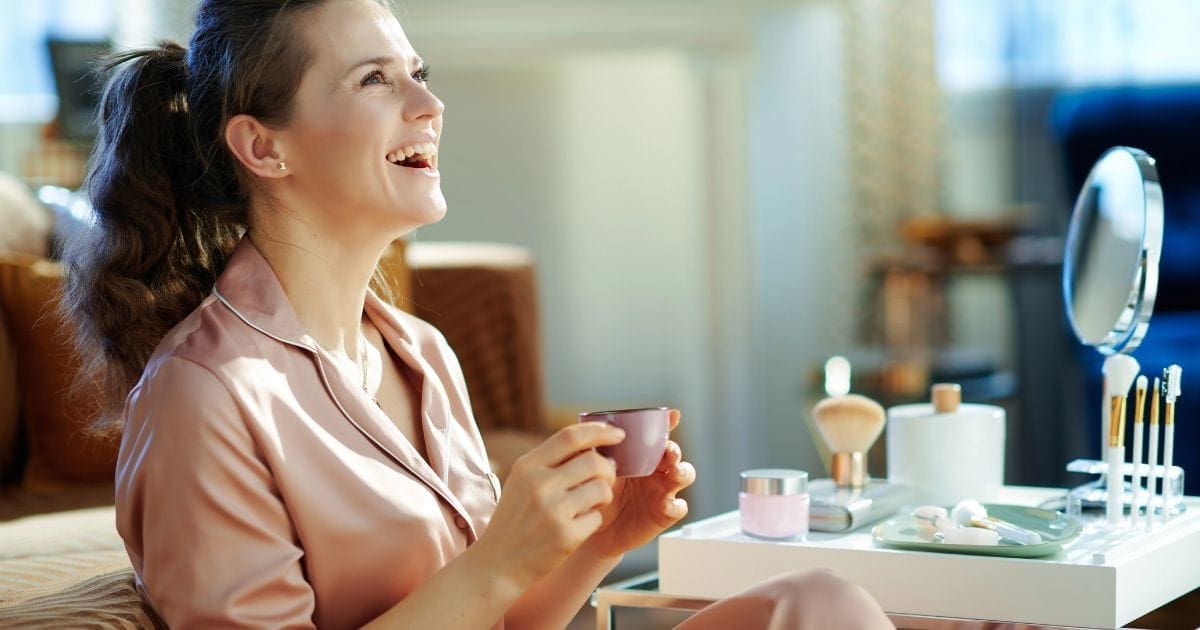 donna fa colazione